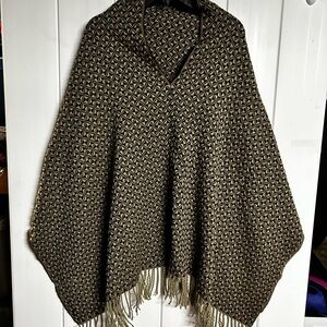 Stylish Black and Tan Poncho with Fringe